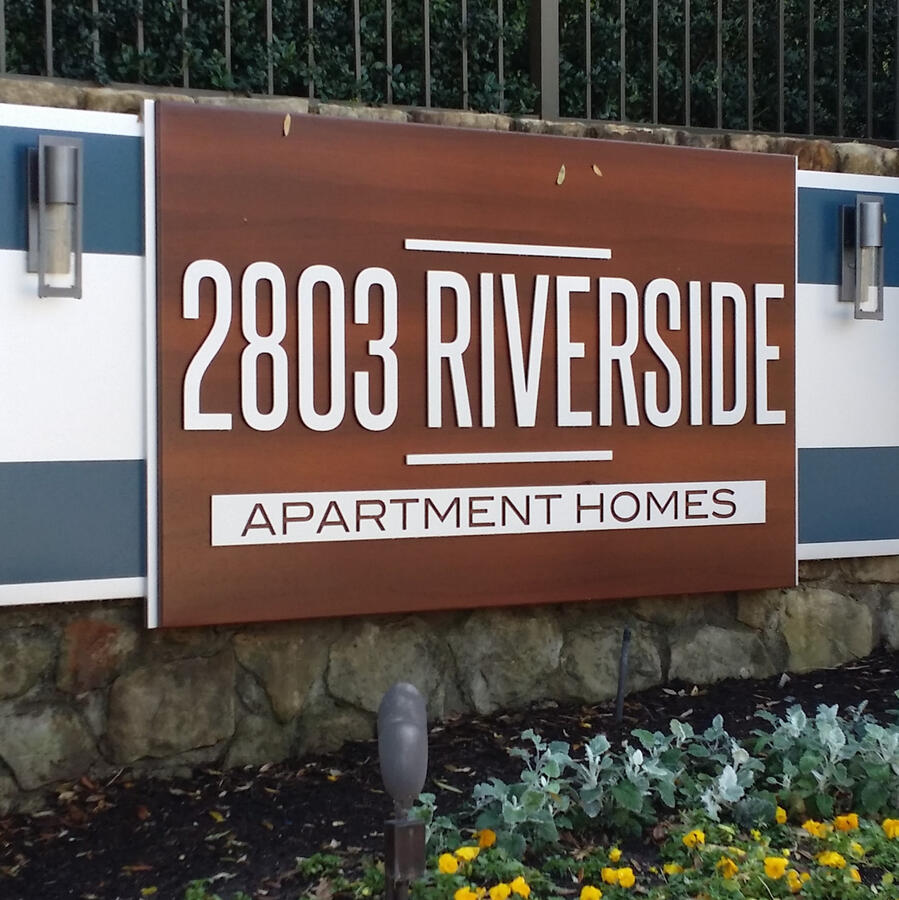 2803 Riverside ID &amp; signage